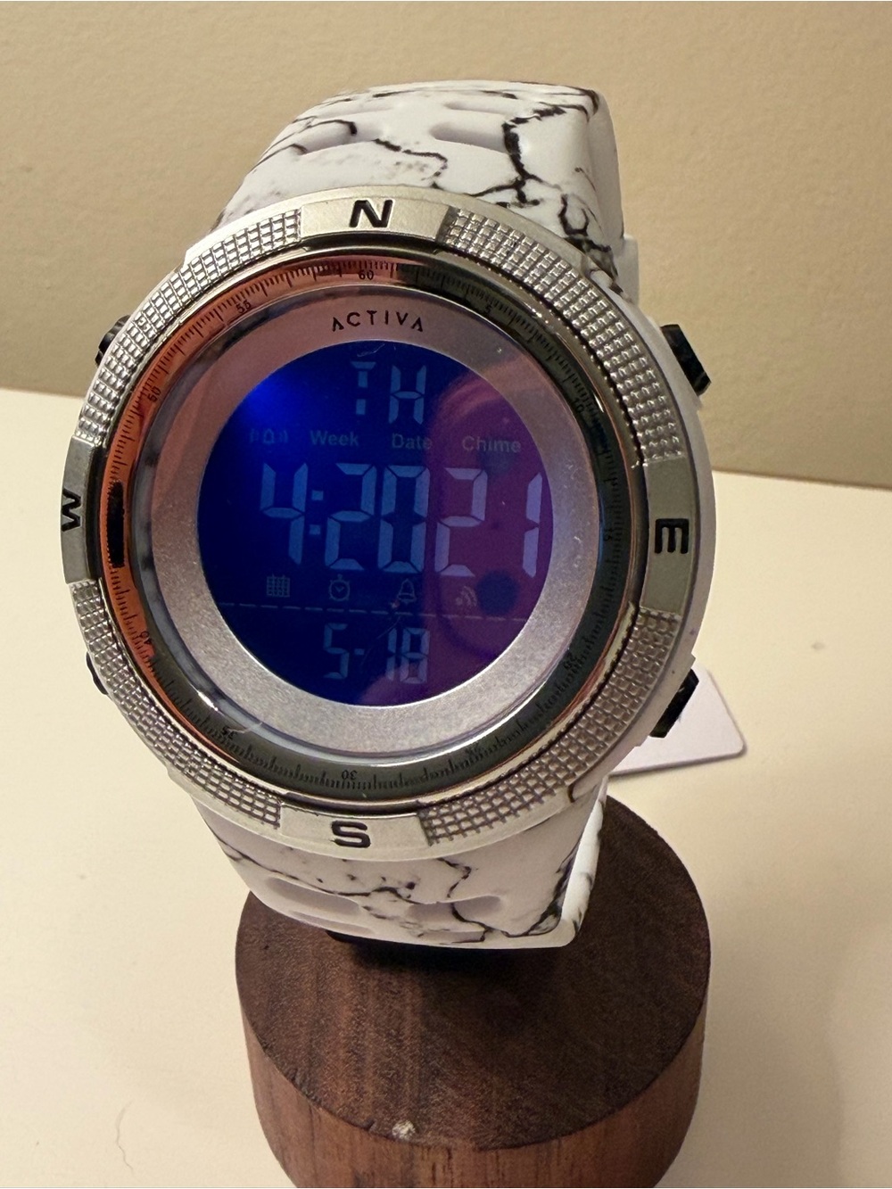 NEW Activa Summit X Invicta Digital Watch – 50mm | White Marble Design